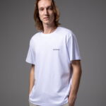 CAMISETA BÁSICA MASCULINA